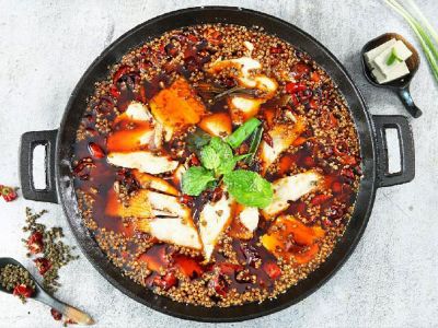 順?biāo)~館、守柴爐、藕然間竟是同一個(gè)老板 他如何做到開一家火一家？