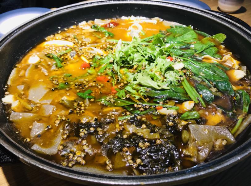 重慶魚火鍋連鎖加盟費(fèi)高嗎？真的賺錢嗎？